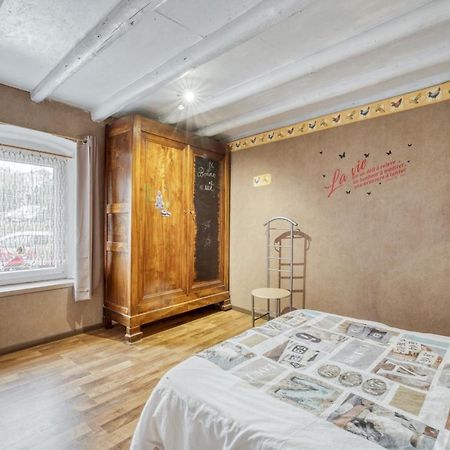 Maison de 2 chambres avec jardin clos et wifi a Valprivas Extérieur photo