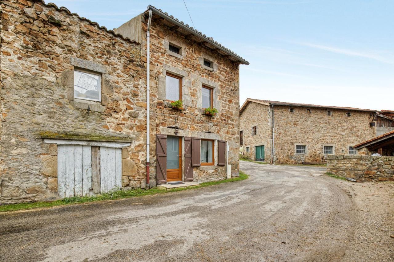 Maison de 2 chambres avec jardin clos et wifi a Valprivas Extérieur photo